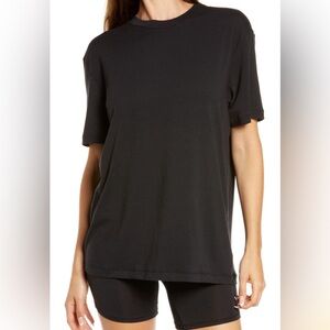 Skims boyfriend t shirt